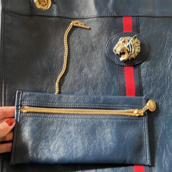 Gucci AUTHENTIC Rajah Large Leather Tote Bag with detachable mini bag - Picture 4 of 17